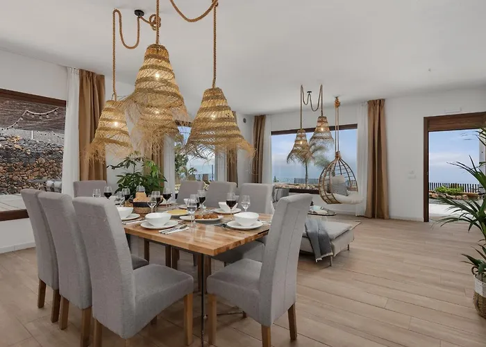 Вилла Karat Uchova