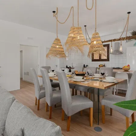 Karat Uchova * San Miguel de Abona